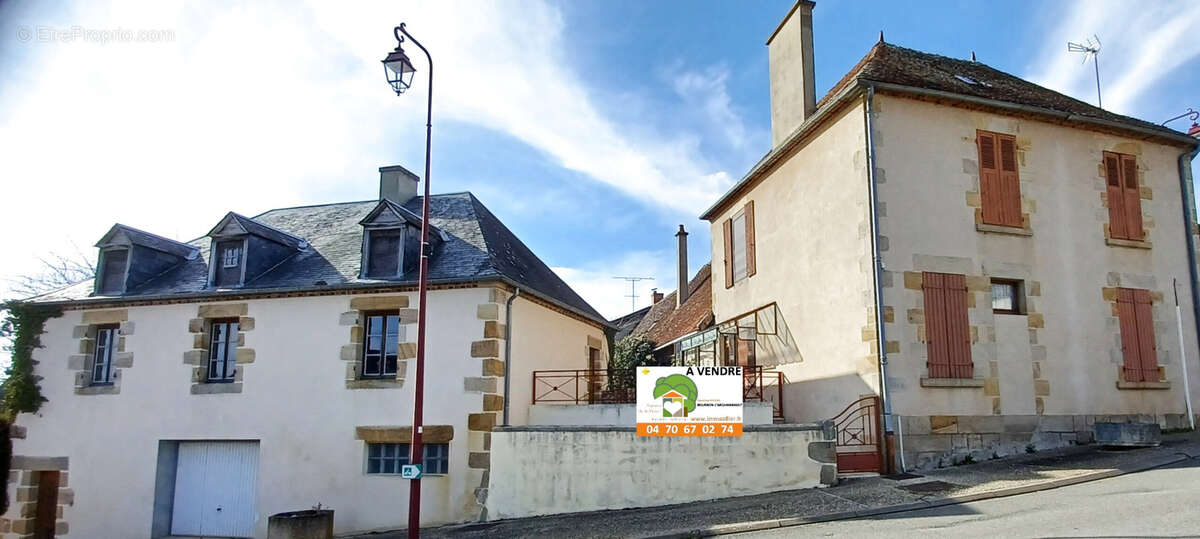 Maison à SAINT-LEOPARDIN-D&#039;AUGY