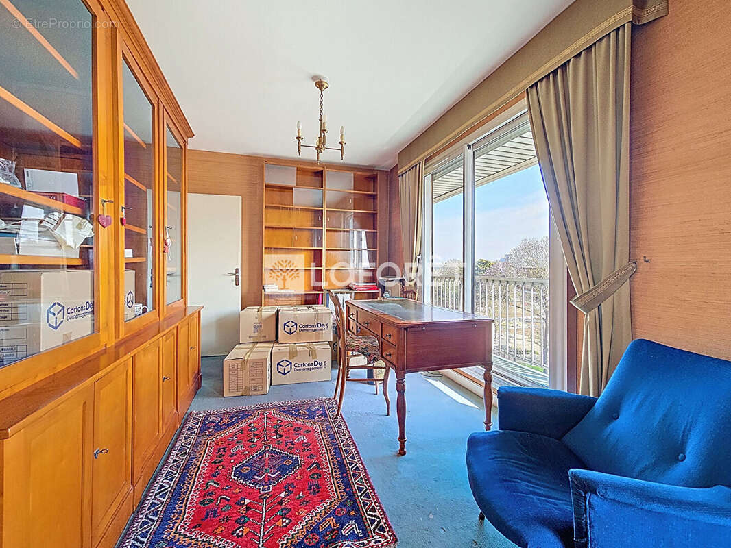 Appartement à BOURG-LA-REINE