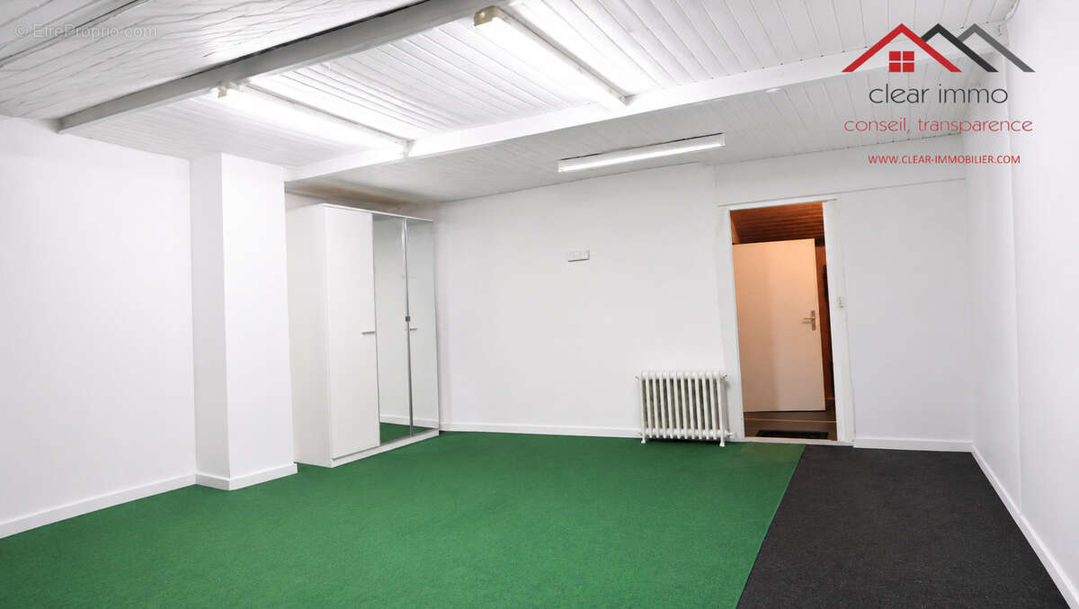 Volmerange les Mines : Maison traditionnelle avec Jardinet, cave et garage   Beaux volumes et fort potentiel - photo 10