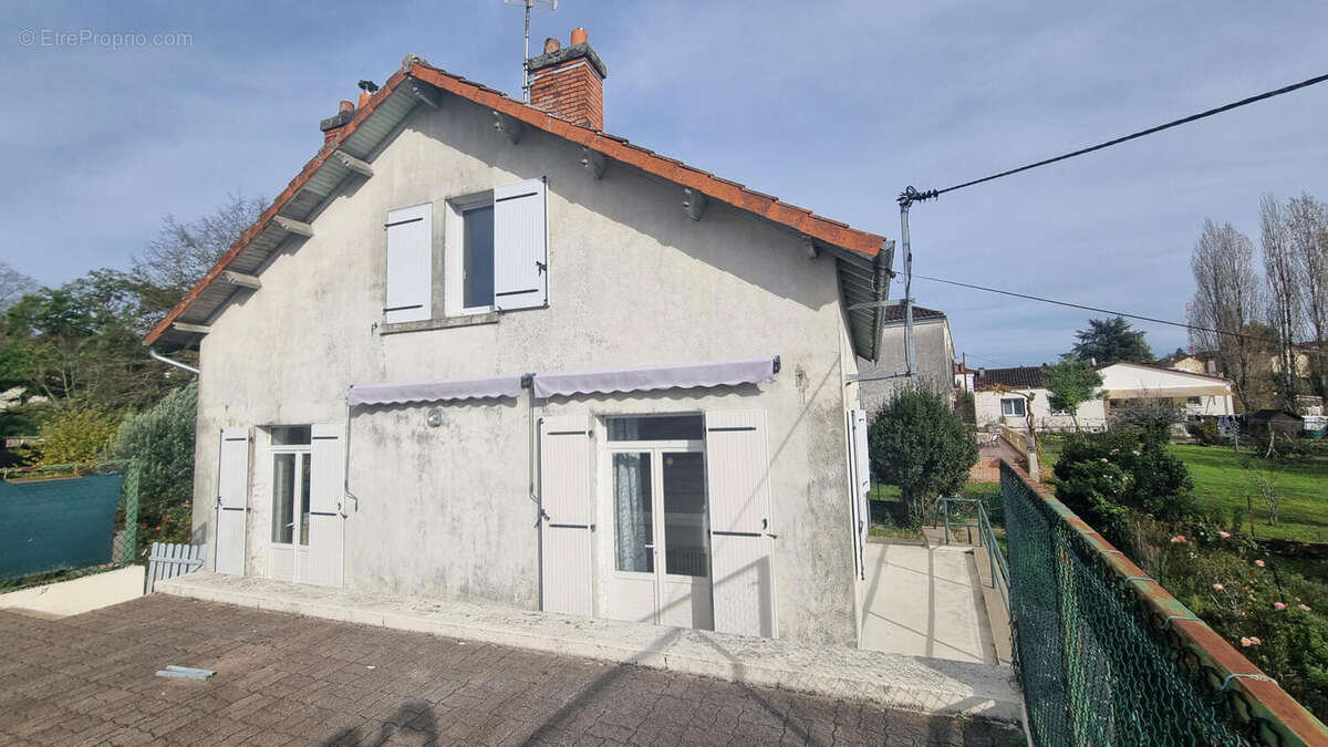 20251112_112154 - Maison à NONTRON