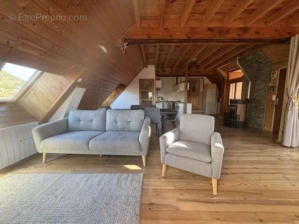 Appartement à LA MURE