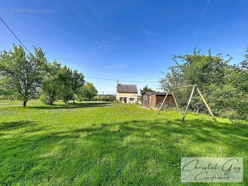 Chenu (72), maison de campagne sans travaux à vendre, 2 chambres sur 1825 m² de terrain - photo 3