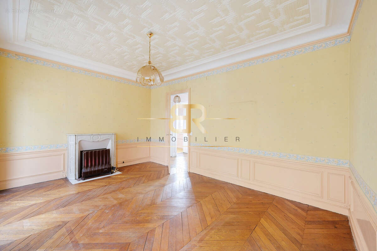 Appartement à BOIS-COLOMBES