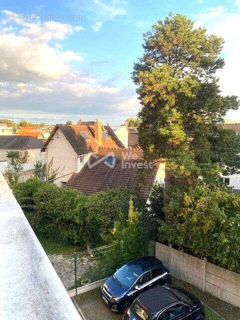 Appartement à SAINTE-GENEVIEVE-DES-BOIS