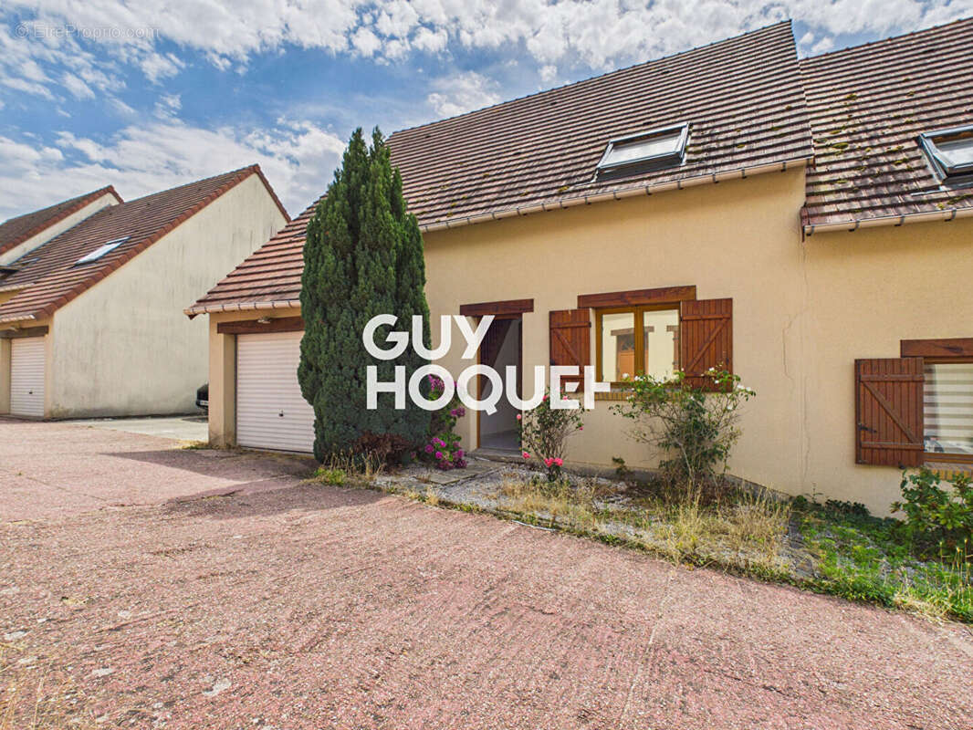 Maison Grand Couronne 5 pièce(s) 106 m2 - photo 13