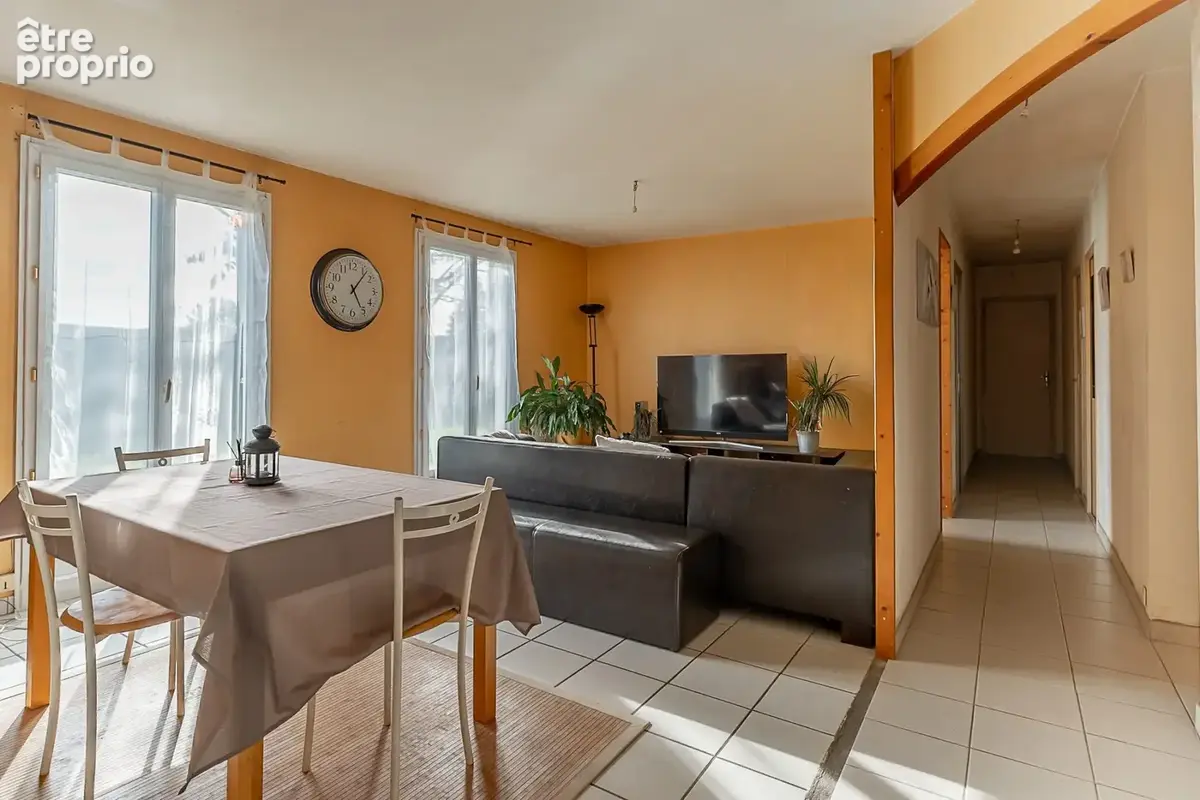 Maison 115 m² à Salles  - photo 9