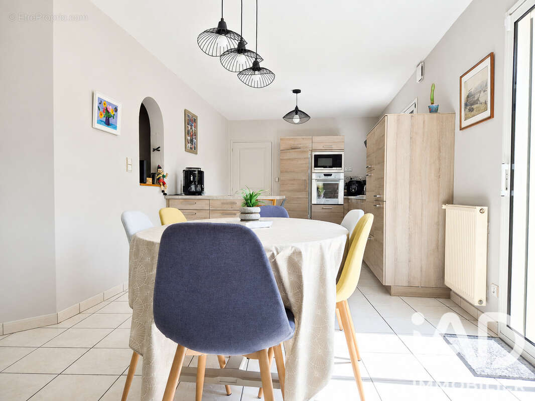 Maison 157 m² à Saint-Andre-Des-Eaux  - photo 4