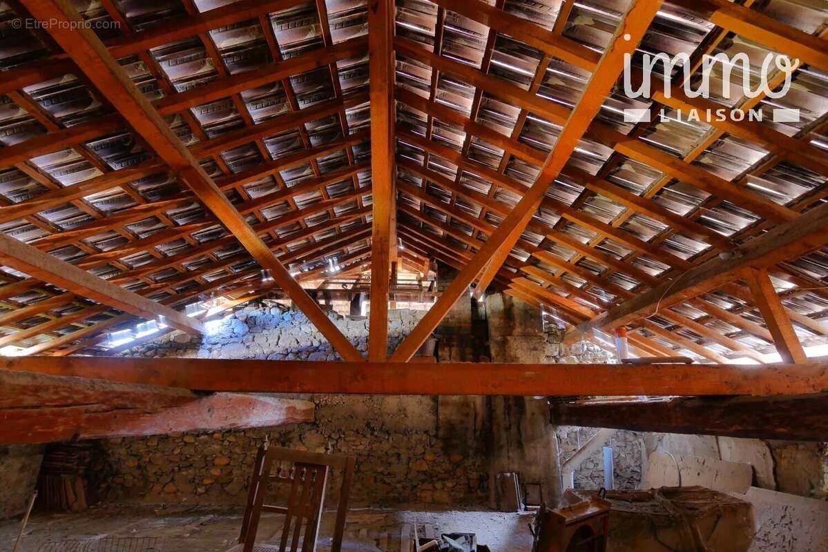 Maison à CHAPAREILLAN