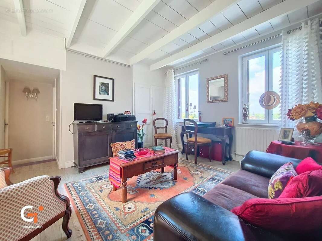 Maison à BOURG-ACHARD