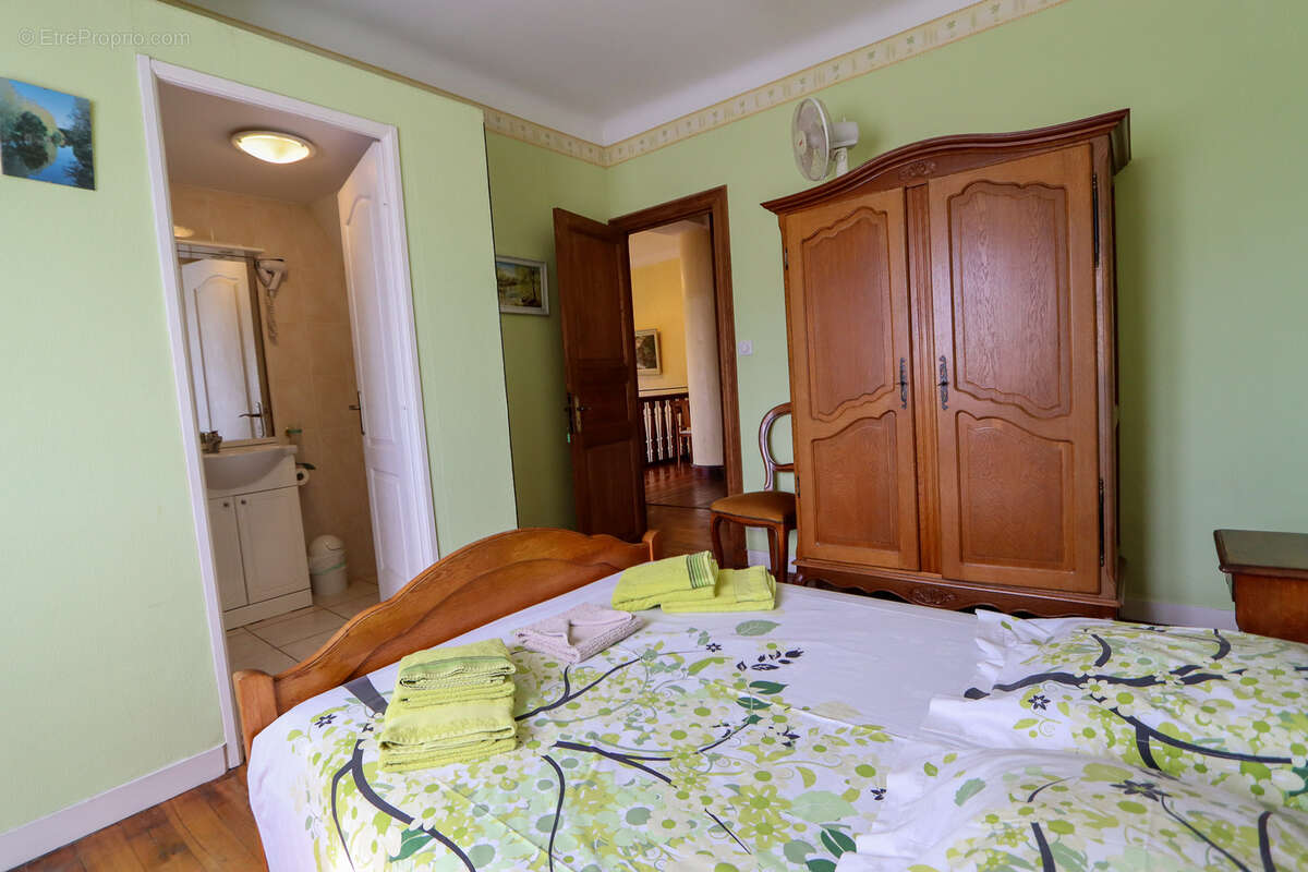 Maison à SAINT-VINCENT-DE-COSSE