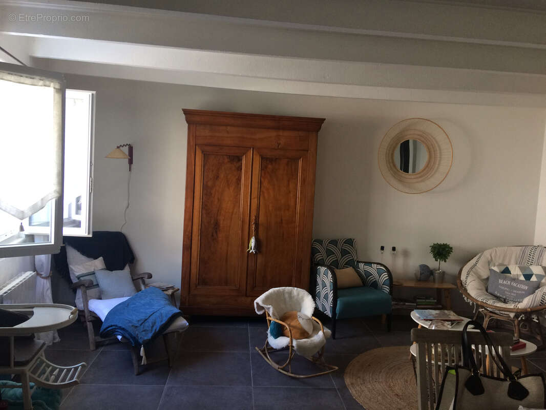 Maison à MORTAGNE-SUR-GIRONDE