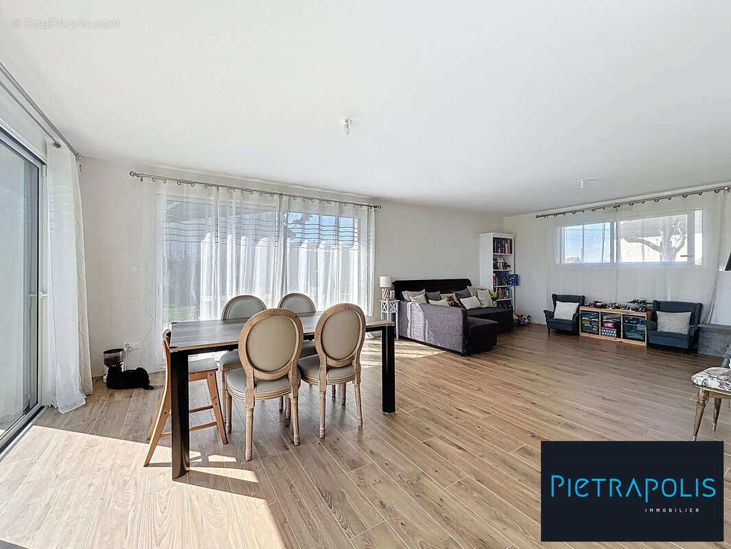 Maison 140 m² à Saint-Bernard  - photo 3