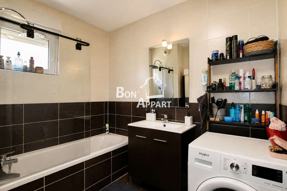 Appartement T3 avec balcon, 2 parkings et cave - photo 10