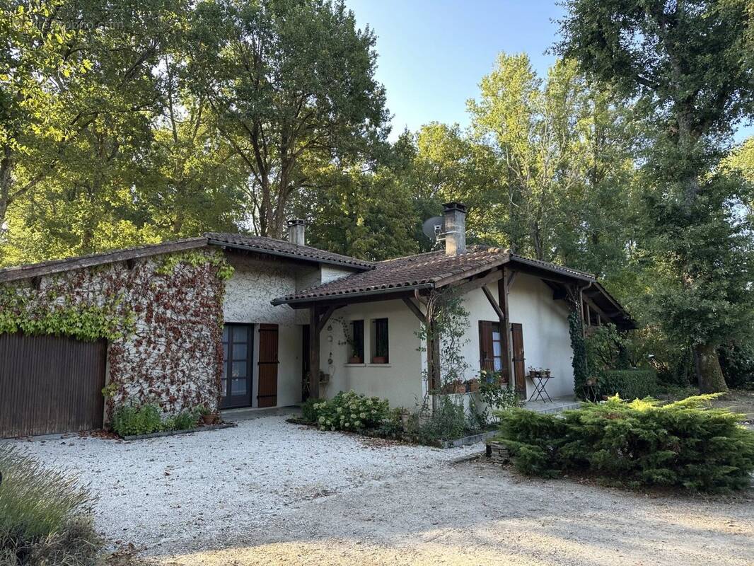 Maison à CASTELJALOUX