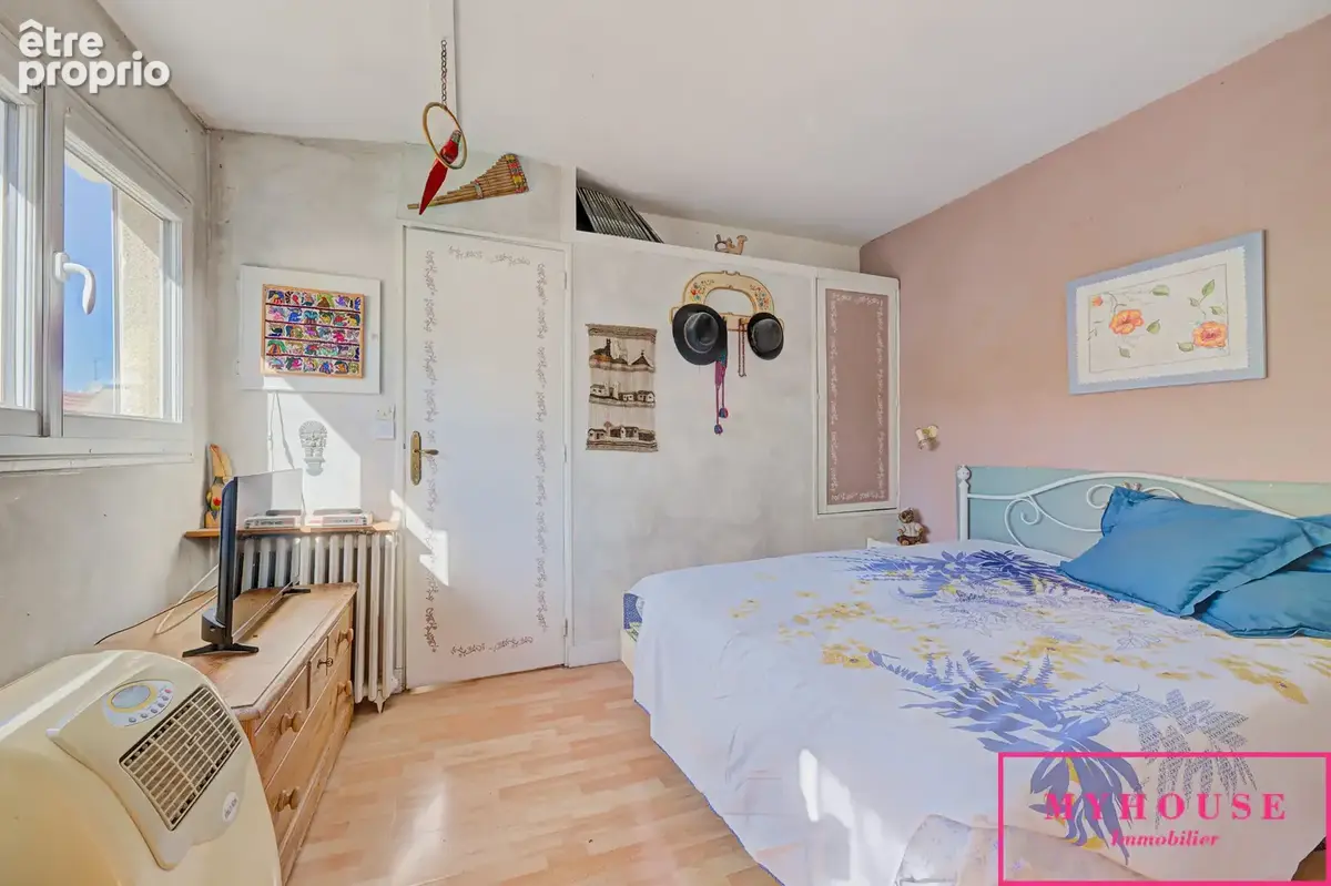 Maison 4 pièces 76m2 sur une parcelle de 340m2 à 10 min Métro 4 'Lucie Aubrac' - photo 7