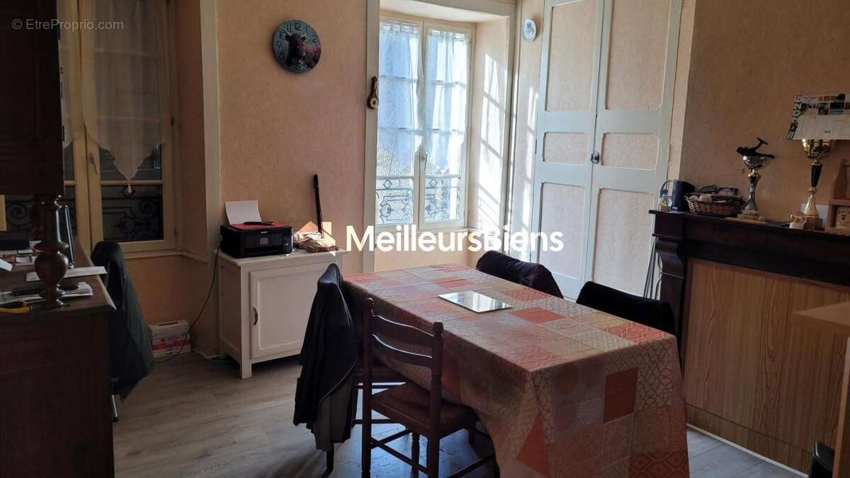 Appartement à LAROQUEBROU