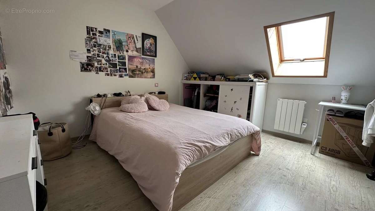 Maison à EPAIGNES