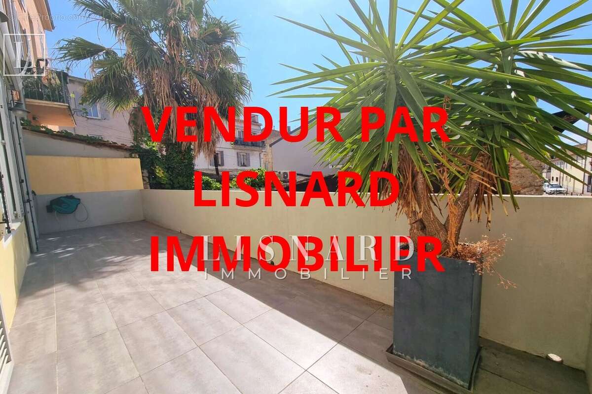 Appartement à VALLAURIS