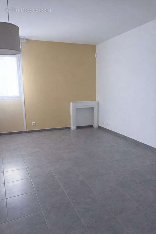 Maison à CASTELGINEST