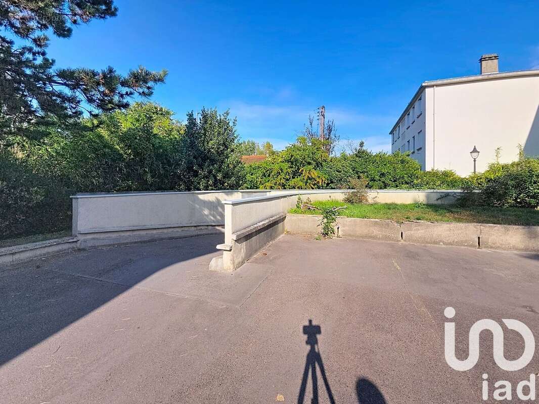 Photo 6 - Parking à RUEIL-MALMAISON