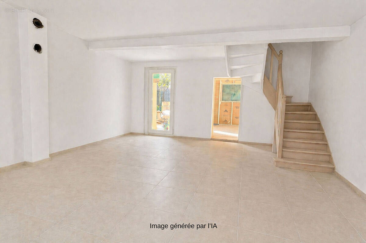 Maison à CHAVANOZ