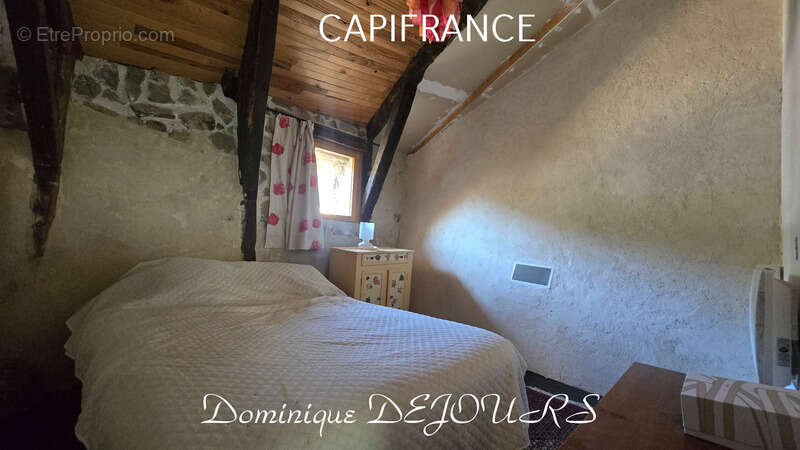 ALBON-D'ARDECHE (07) - Maison en pierres dans un hameau retiré, calme et paisible - 176m² habitable - grange à rénover - terrain - photo 14