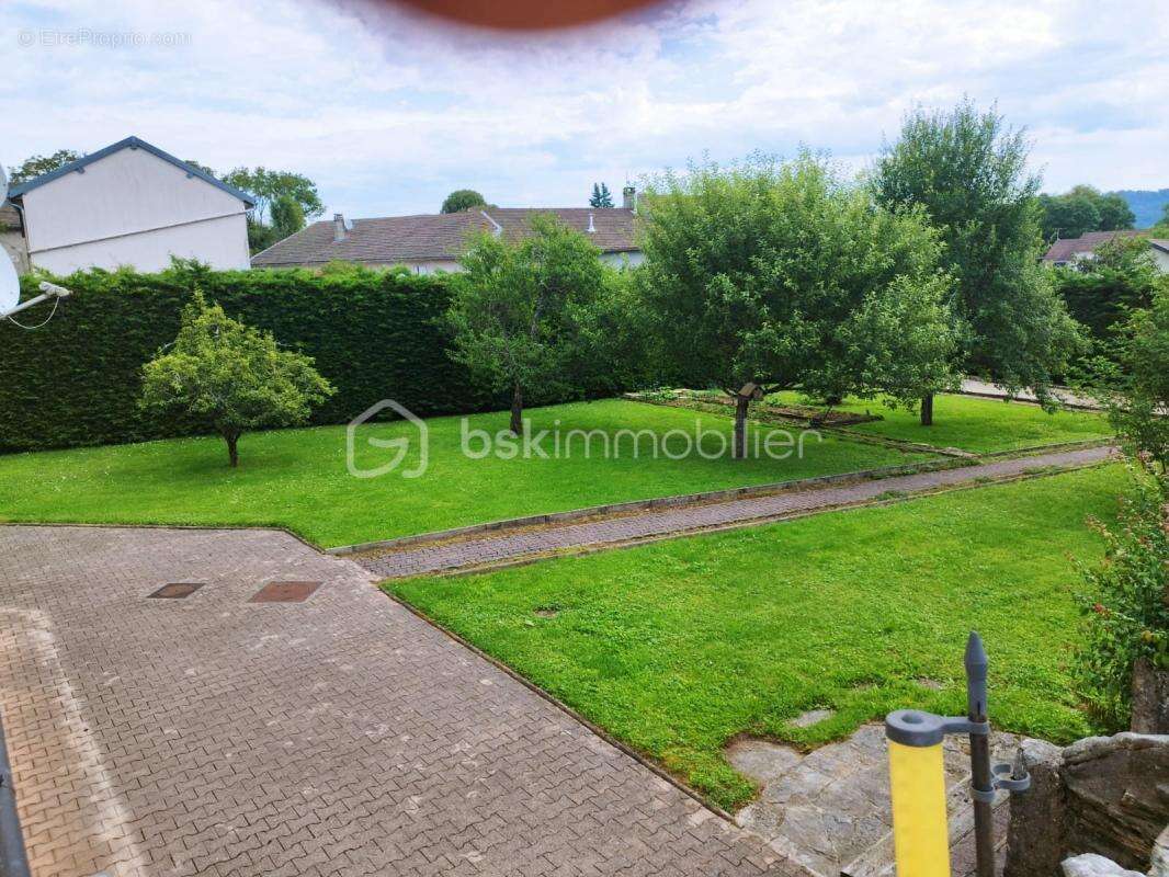 Maison à CLAIRVAUX-LES-LACS