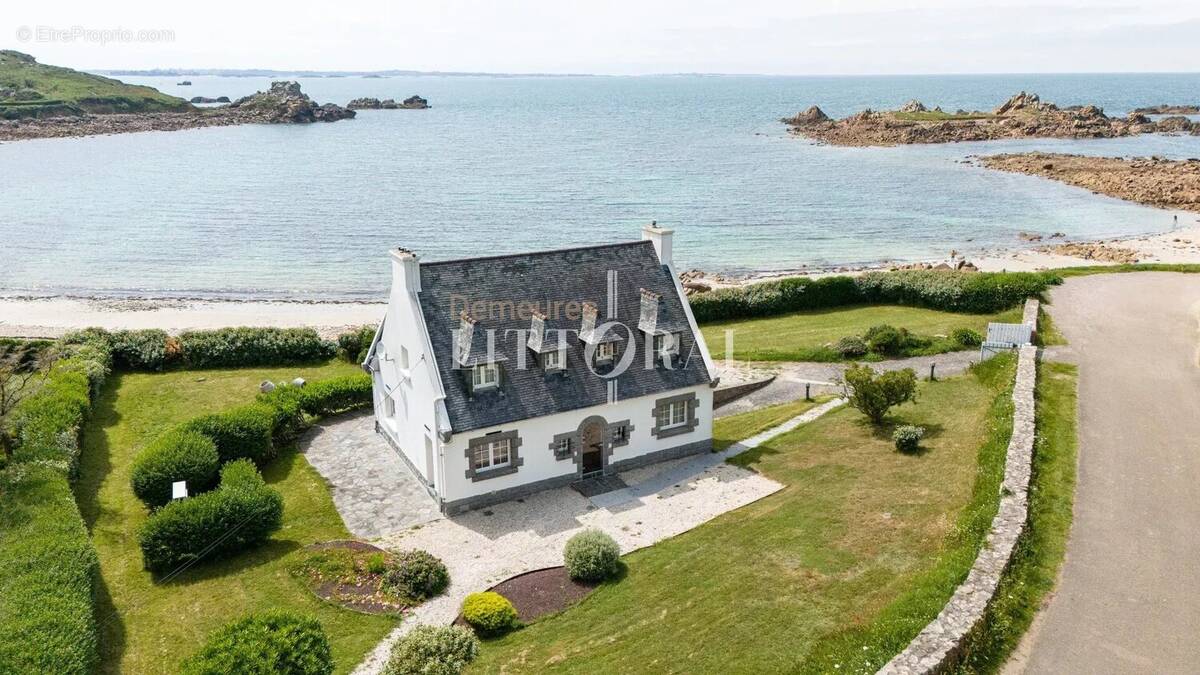 Maison à PLOUGASNOU