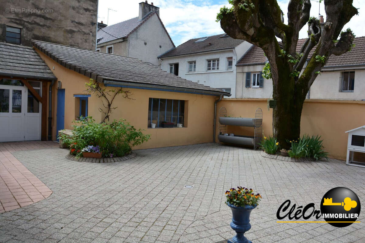 Maison à SAINT-JEAN-DE-LOSNE