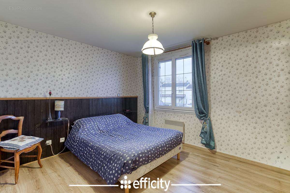 Maison à CHASSE-SUR-RHONE