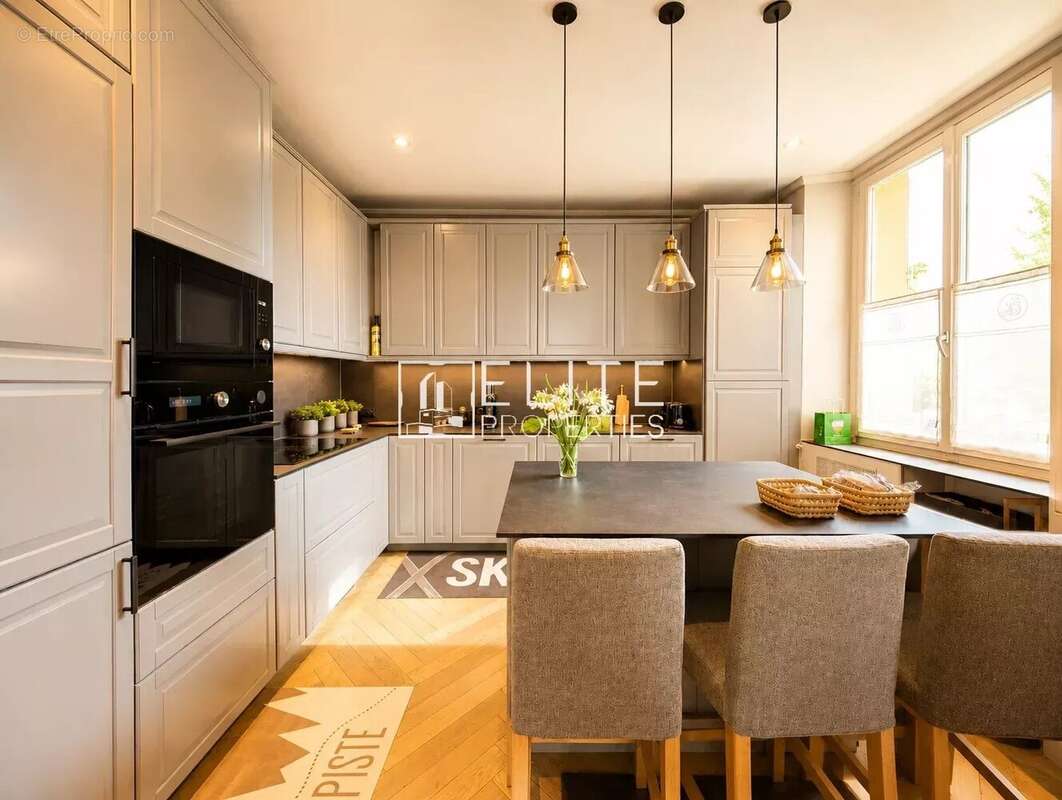 Appartement à GRASSE
