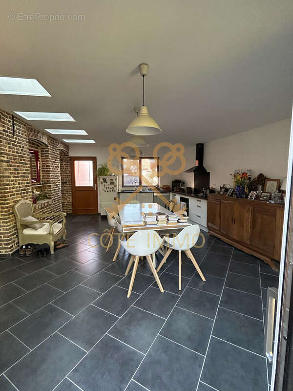 Maison à AUBY