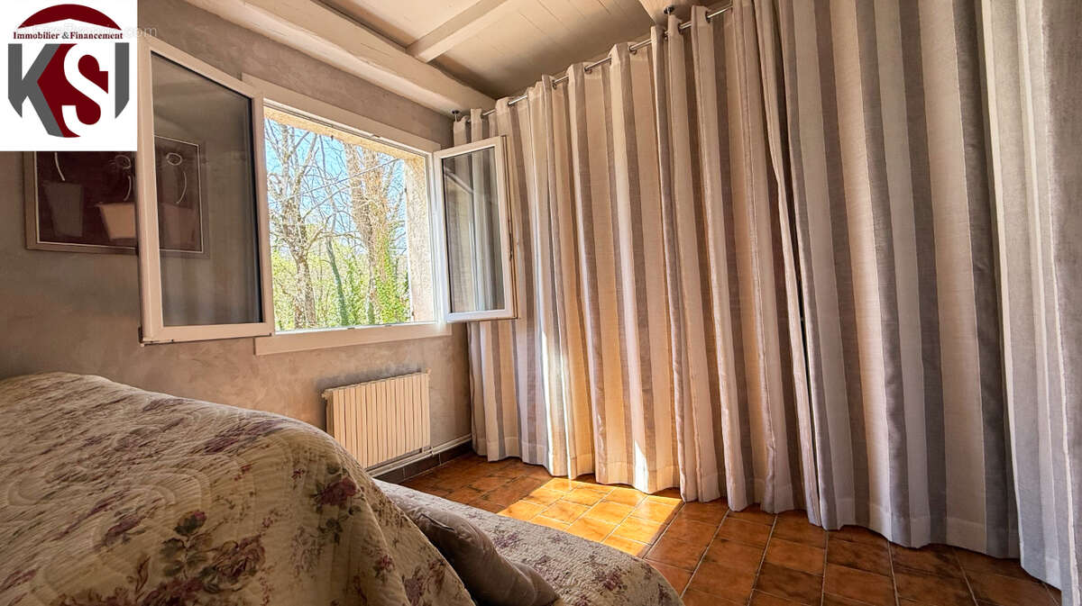 Maison à SAINT-MAXIMIN-LA-SAINTE-BAUME