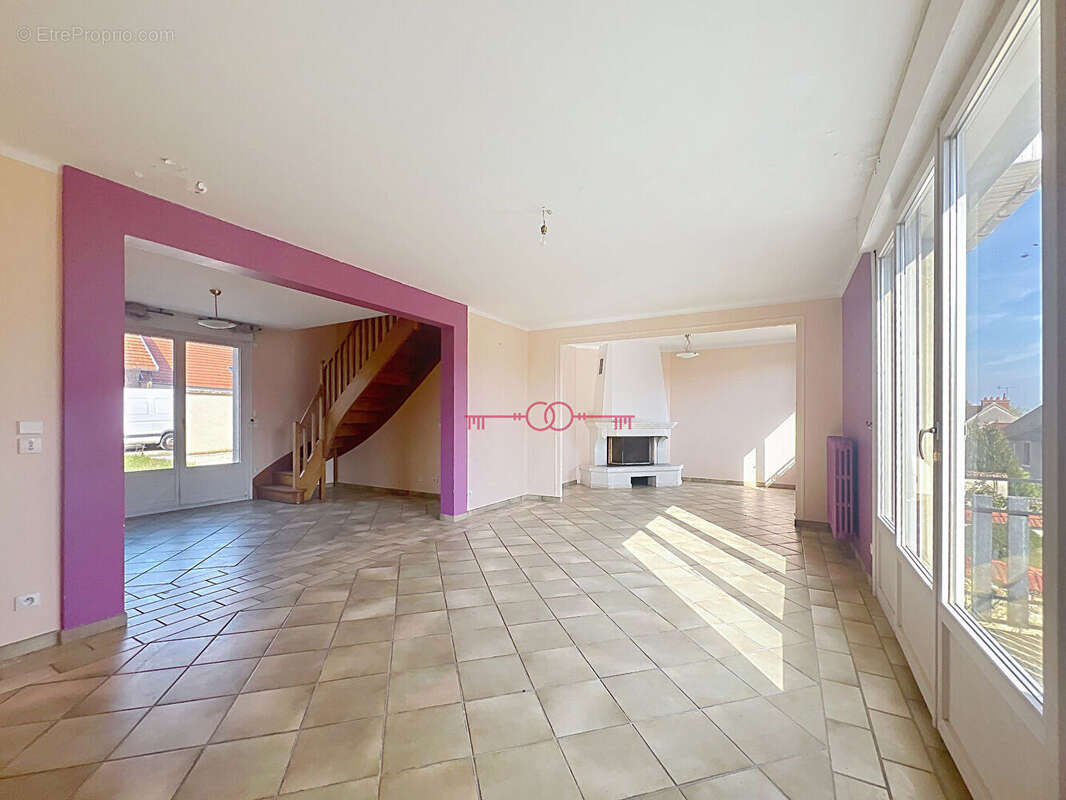 Maison à MERFY