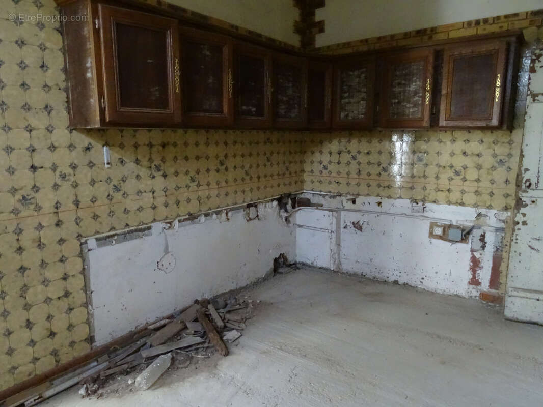 Maison à CHAMPROND-EN-GATINE