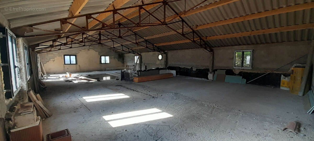 Mas provençal en pierre rénové   Piscine   1 hectare   Dépendance   Proche L’Isle-sur-la-Sorgue   Luberon - photo 16