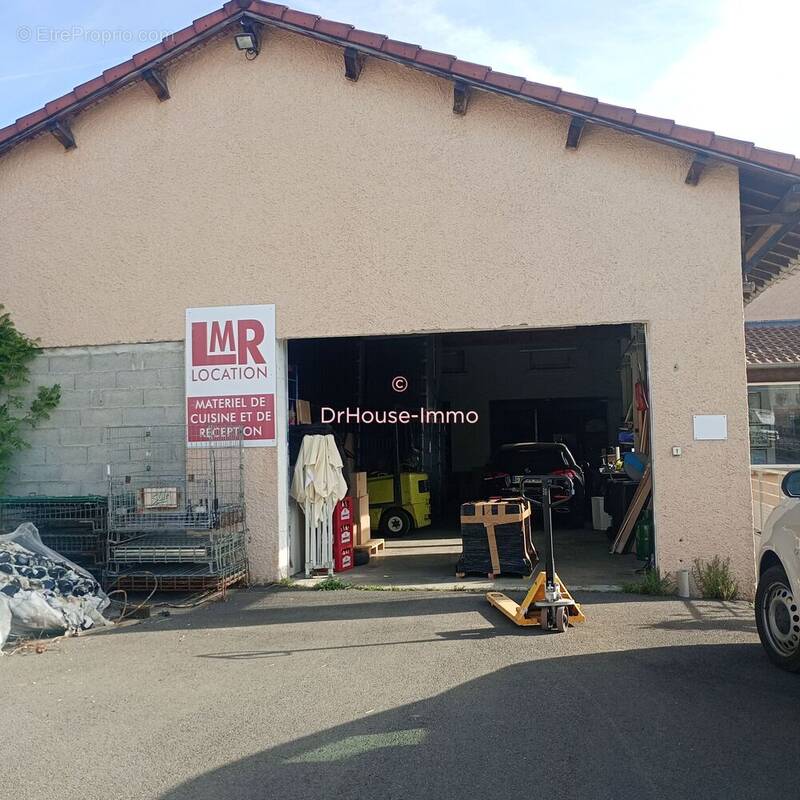 Commerce à CUSSAC-SUR-LOIRE