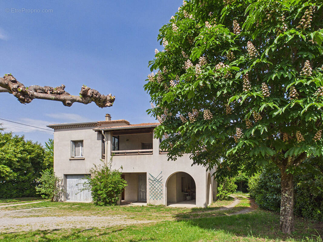 Maison à CHOMERAC