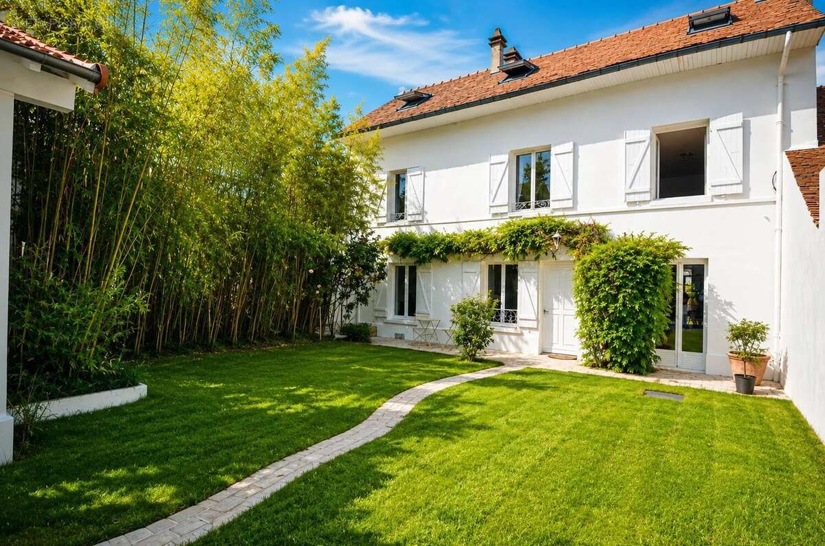 Maison à CROISSY-SUR-SEINE