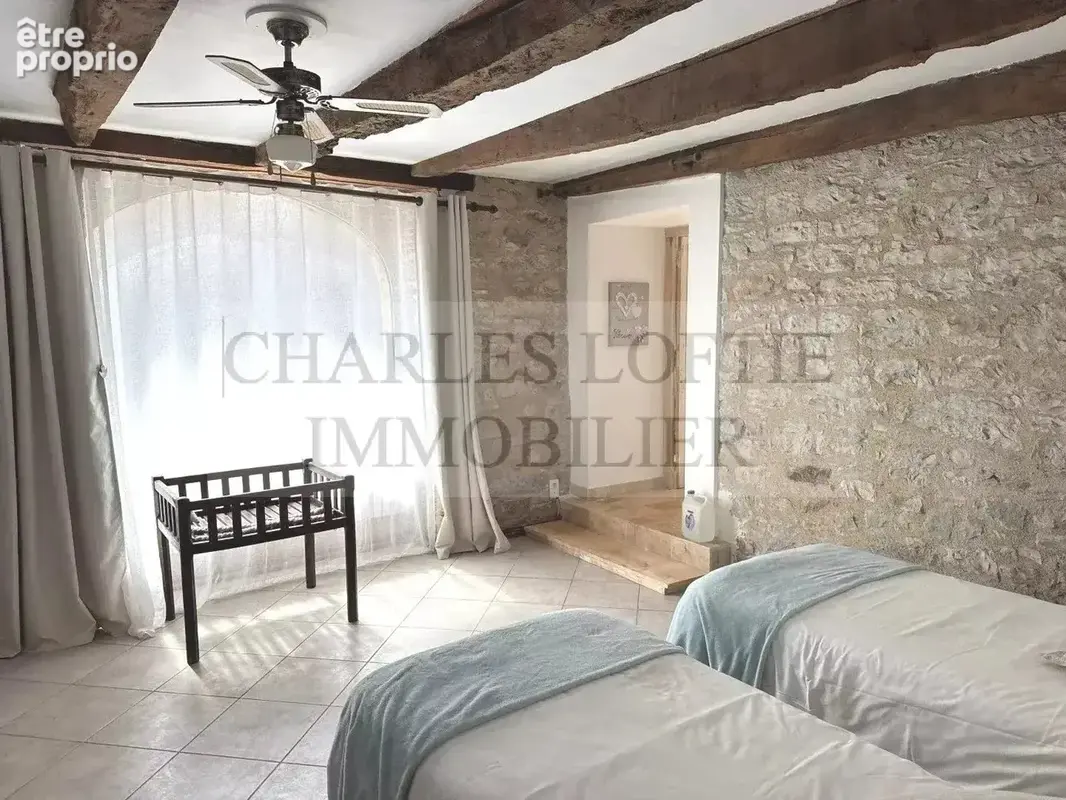 Magnifique propriété de caractère comprenant 2 maisons, piscine et dépendances - photo 12