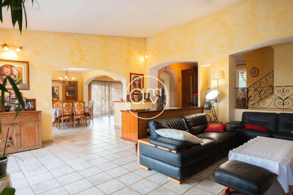 Propriété Ollioules - EXCLUSIVITE - photo 4