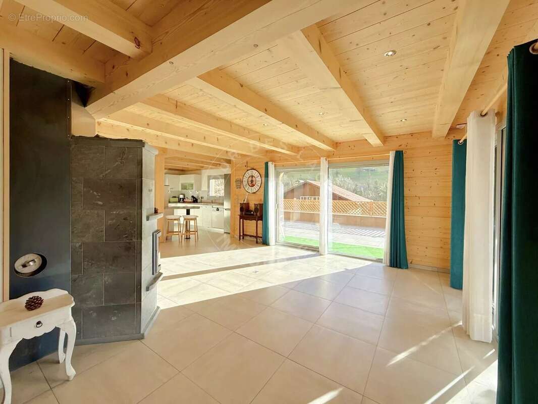 Maison à LES VILLARDS-SUR-THONES