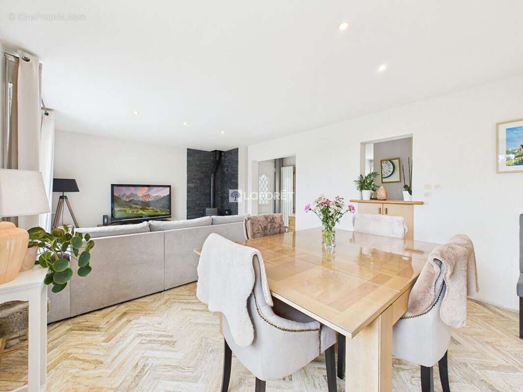 Maison à POULDREUZIC