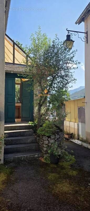 Maison à LOURDES