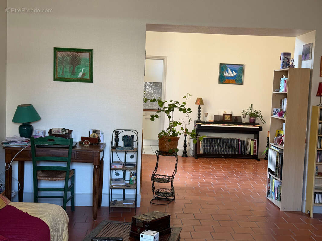 Appartement traversant au cœur de la Bastide Saint-Louis - photo 5