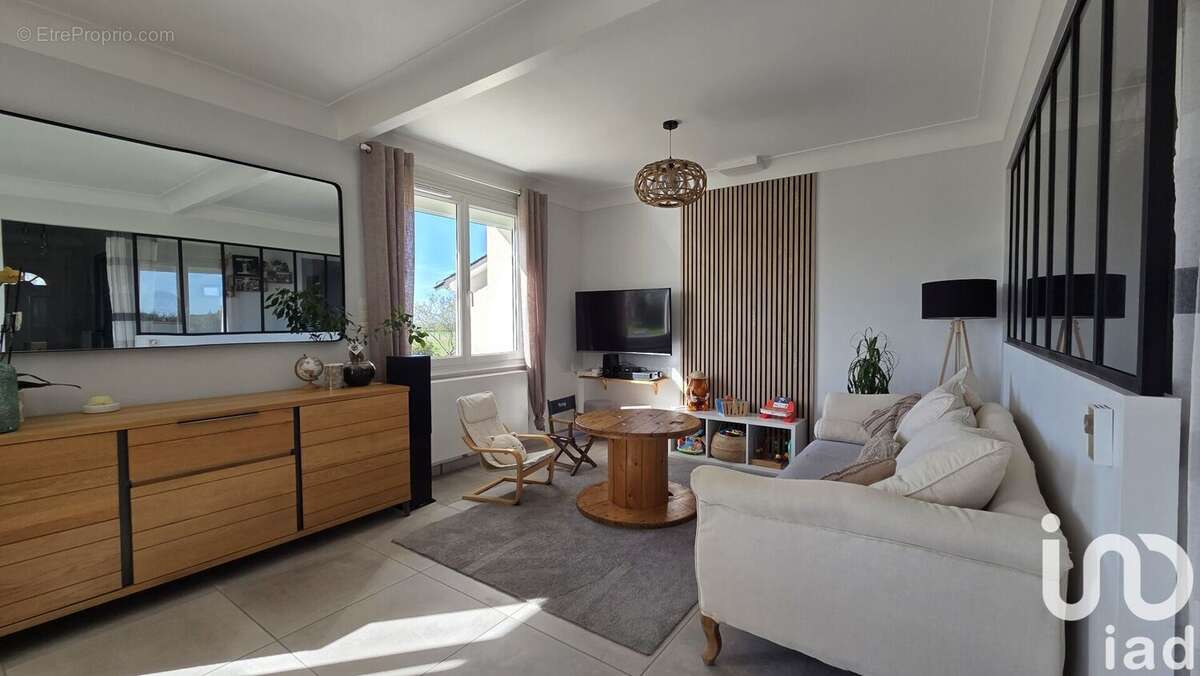 Photo 3 - Maison à SAINT-GEREON