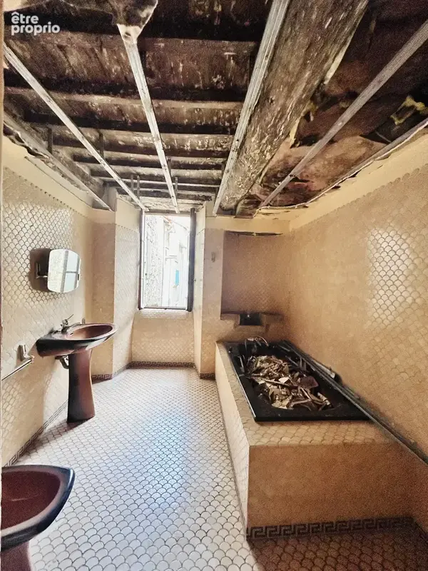 En Cévennes, Alzon, Immeubles à restaurer, avec jardin non attenants, à vendre - photo 9