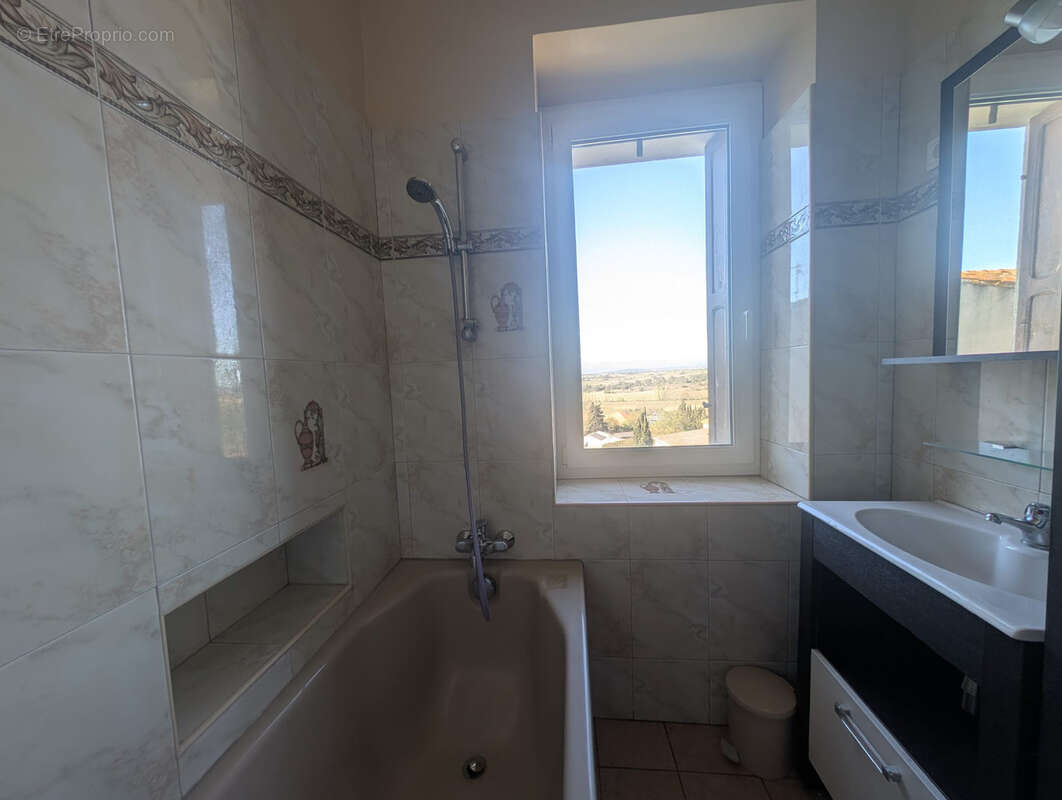 Maison à LEZIGNAN-CORBIERES