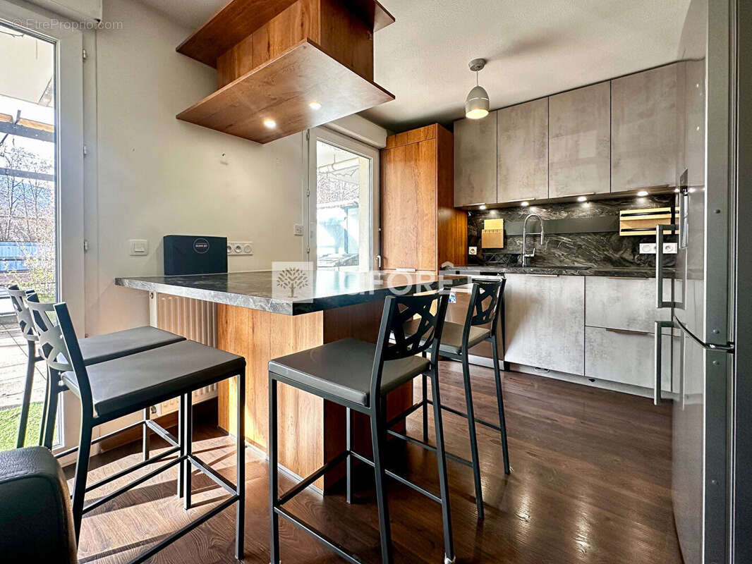 Appartement à SAINT-MARTIN-D&#039;HERES