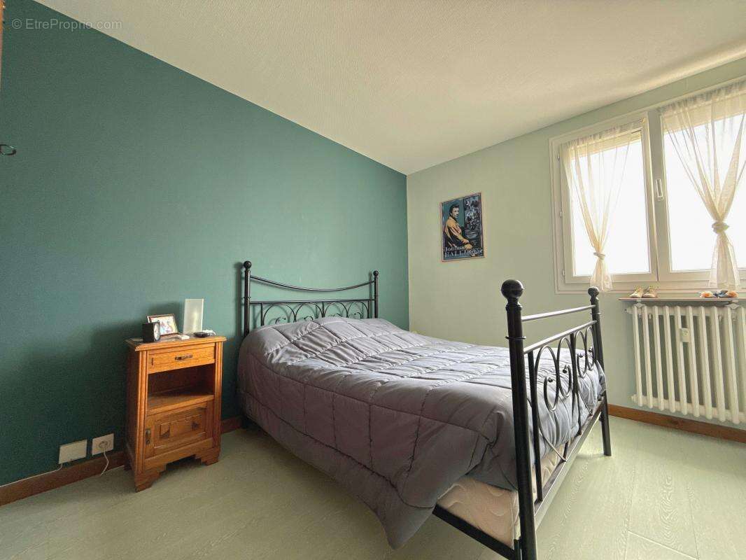 Appartement à CHENOVE